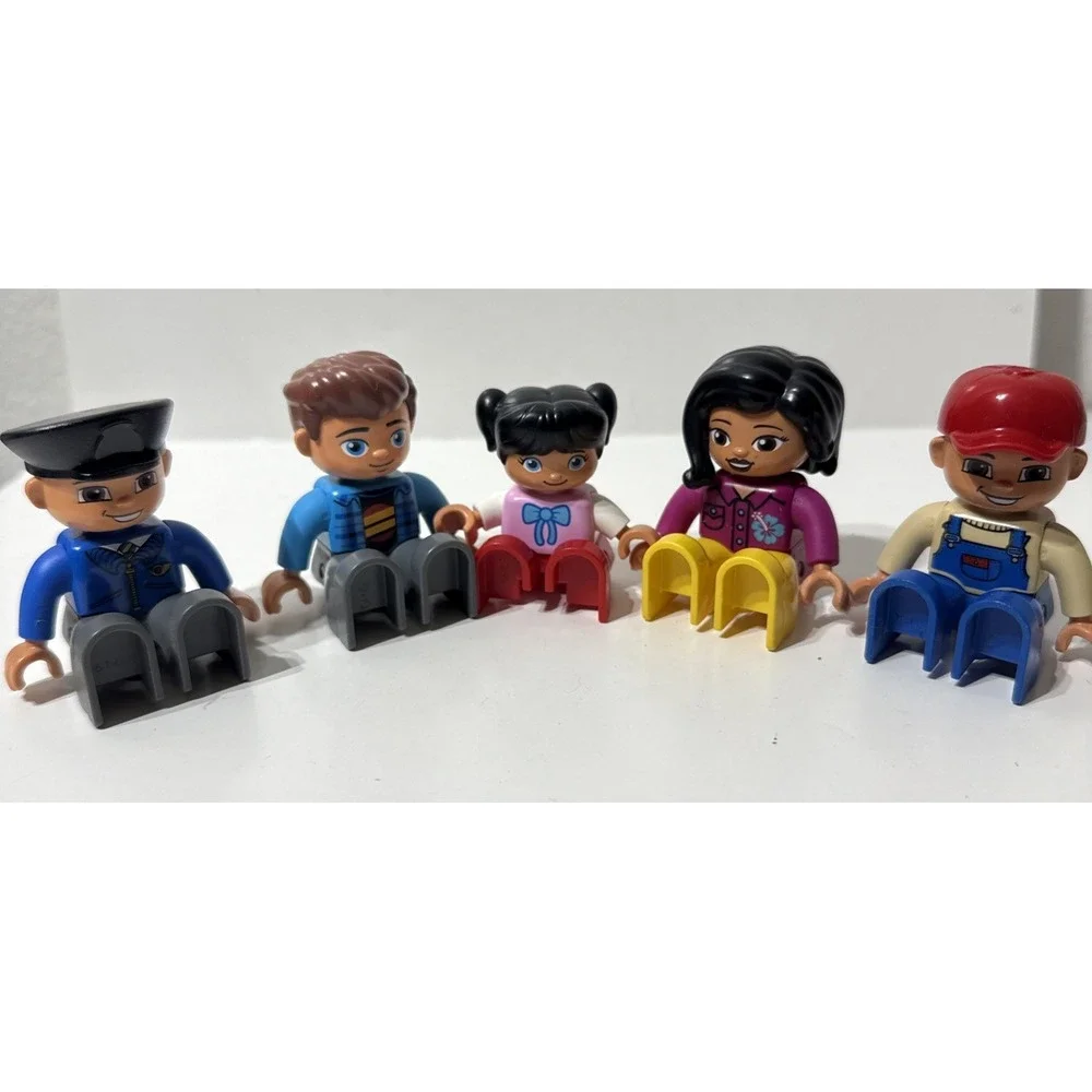 Lego Duplo Figure LOT Of 5 Farmer Trucker Cop Hawaii Lady Man Little Girl‎ Dad